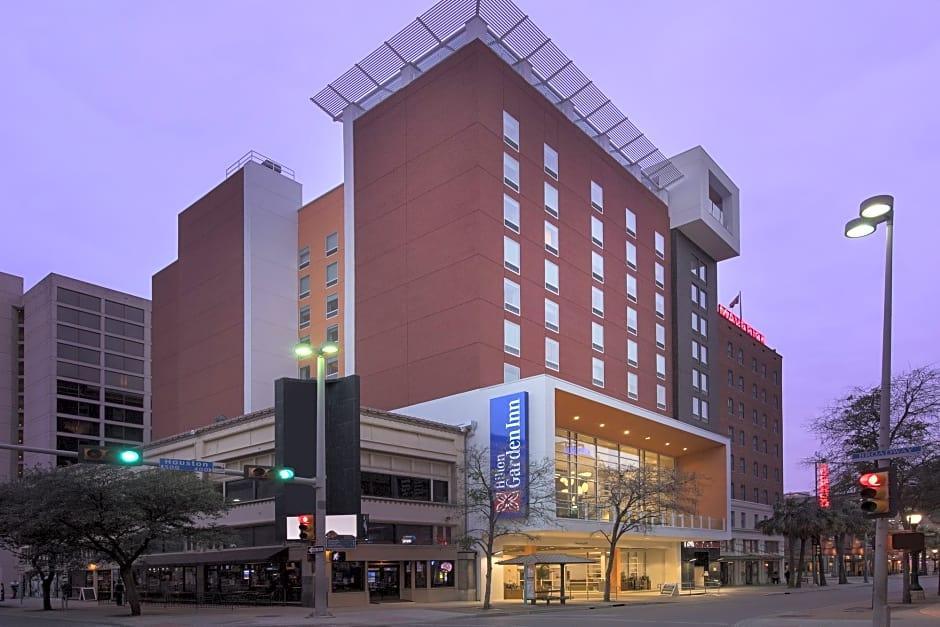 Hilton Garden Inn San Antonio Downtown Riverwalk Exteriör bild
