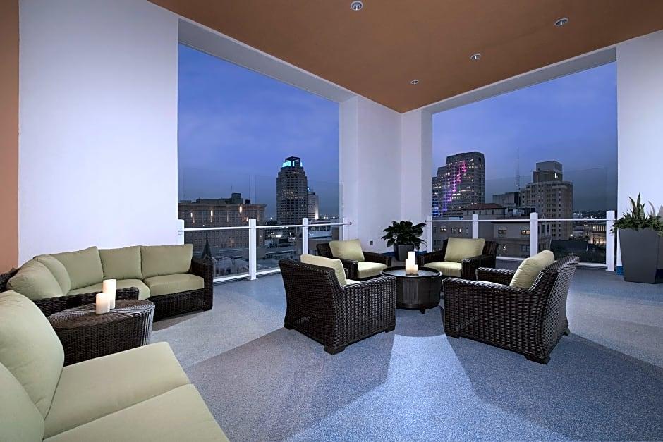 Hilton Garden Inn San Antonio Downtown Riverwalk Exteriör bild