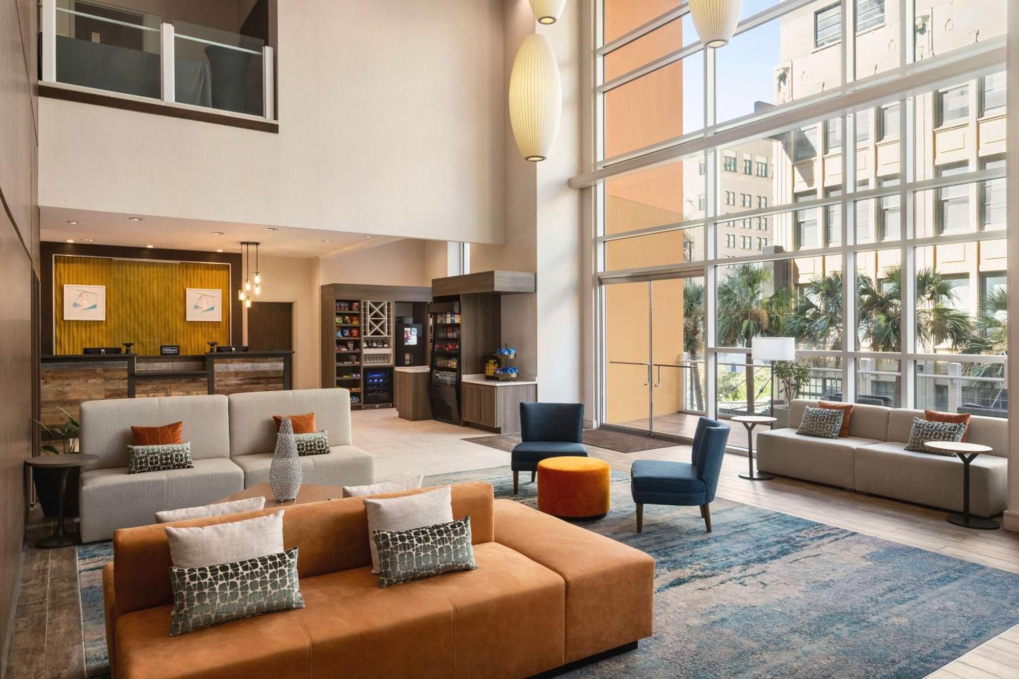 Hilton Garden Inn San Antonio Downtown Riverwalk Exteriör bild